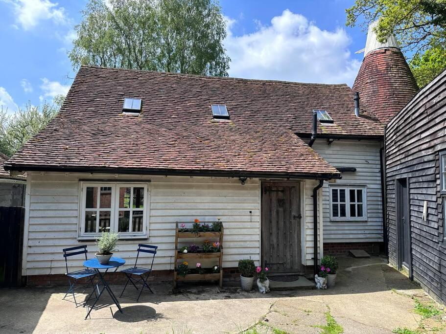 Beautiful 2 Bed Oast - 15 Acre Farm - Tunbridge Wells Villa Kültér fotó